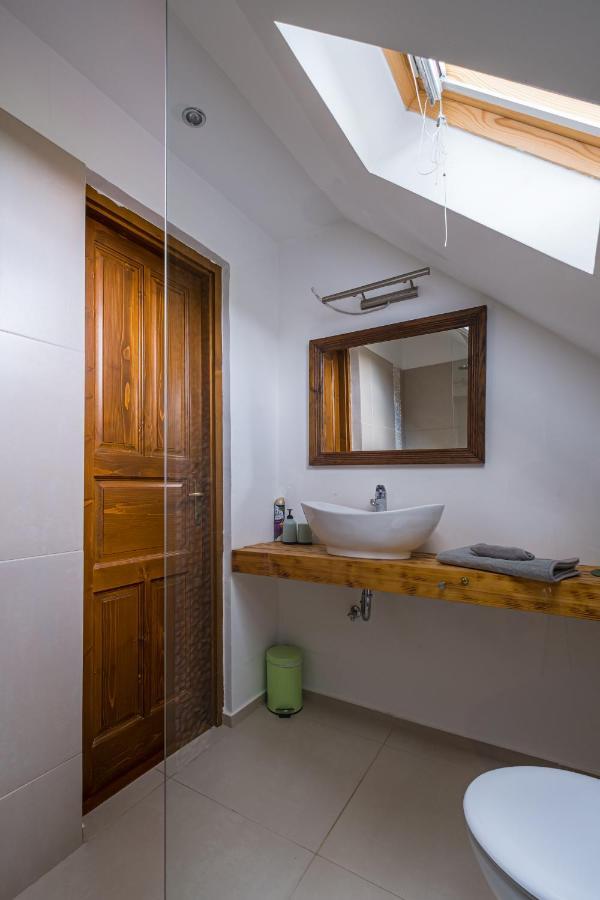 Tagyon Birtok Mandula Apartmanhaz Ngoại thất bức ảnh